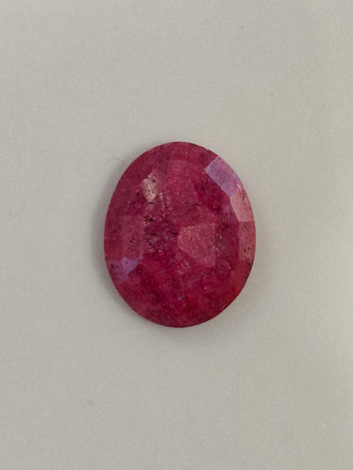 Luonnon safiiri 8,2ct väri käsitelty