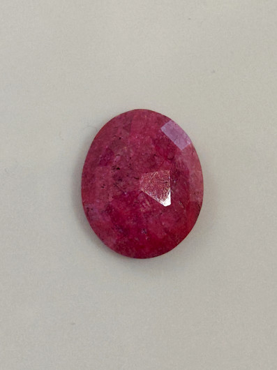 Luonnon safiiri 8,2ct väri käsitelty