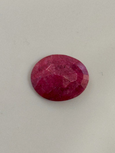Luonnon safiiri 8,2ct väri käsitelty