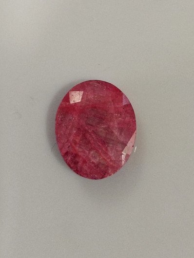 Luonnon safiiri 8,2ct väri käsitelty
