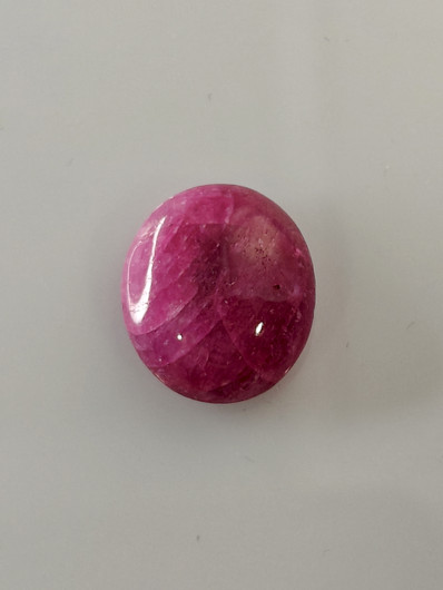 Luonnon safiiri 22,2ct väri käsitelty
