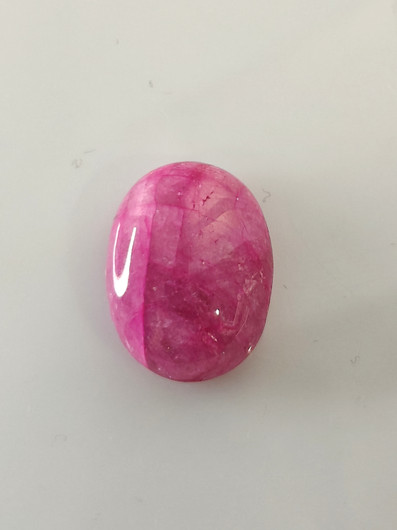 Luonnon safiiri 23,8ct väri käsitelty