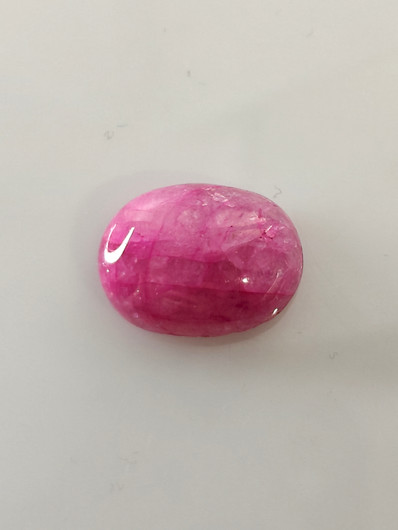 Luonnon safiiri 23,8ct väri käsitelty