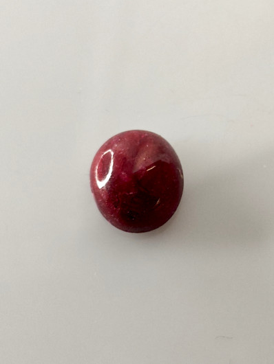 Luonnon safiiri 4,9ct väri käsitelty