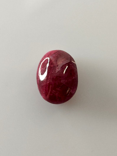 Luonnon safiiri 4,3ct väri käsitelty