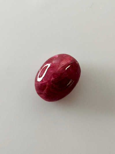 Luonnon safiiri 4,3ct väri käsitelty