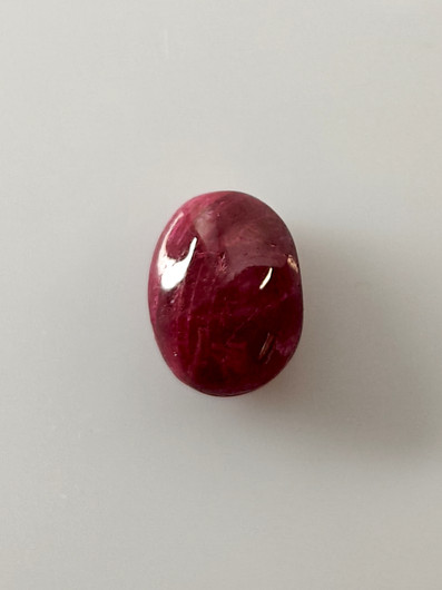Luonnon safiiri 4,3ct väri käsitelty