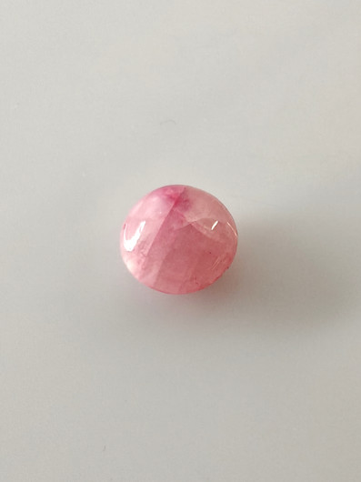 Luonnon safiiri 1,7ct väri käsitelty