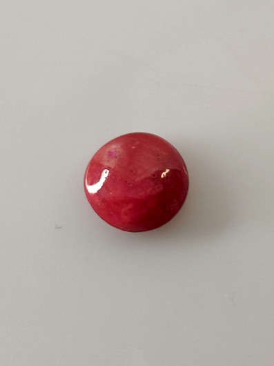 Luonnon safiiri 1,6ct väri käsitelty