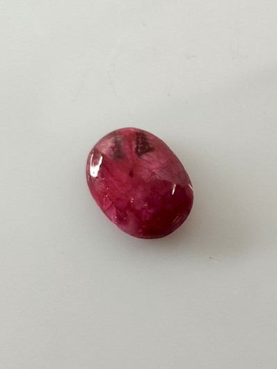 Luonnon safiiri 2,6ct väri käsitelty