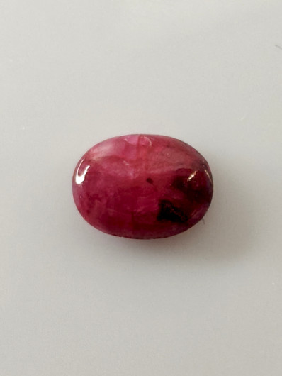Luonnon safiiri 2,6ct väri käsitelty