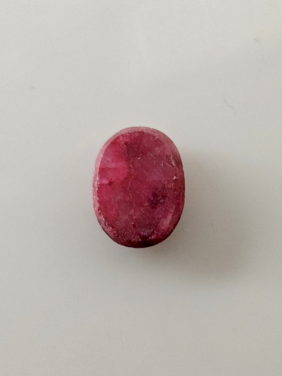 Luonnon safiiri 2,6ct väri käsitelty