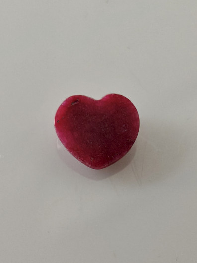 Luonnon safiiri 2ct väri käsitelty