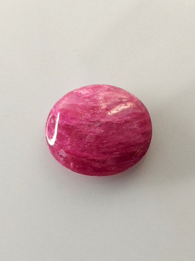Luonnon safiiri 11,6ct väri käsitelty