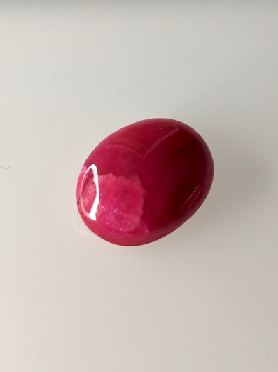 Luonnon safiiri 8,1ct väri käsitelty
