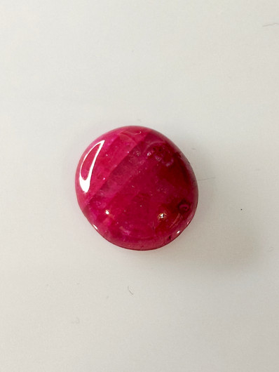 Luonnon safiiri 8,5ct väri käsitelty