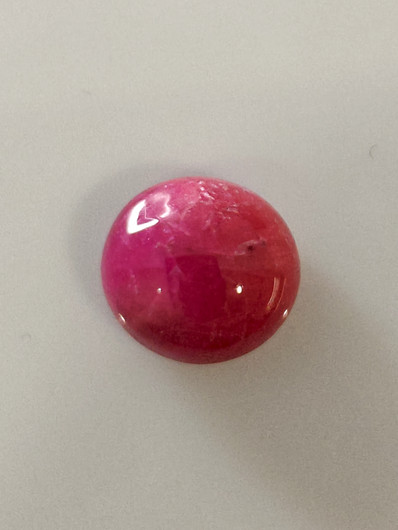 Luonnon safiiri 8,5ct väri käsitelty