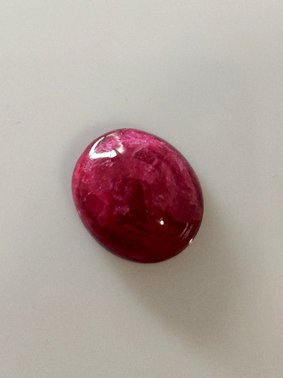 Luonnon safiiri 9,8ct väri käsitelty