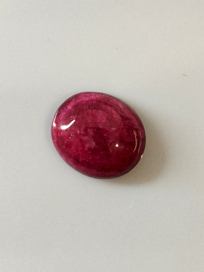 Luonnon safiiri 9,8ct väri käsitelty