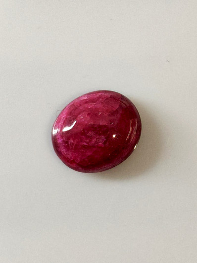 Luonnon safiiri 9,8ct väri käsitelty