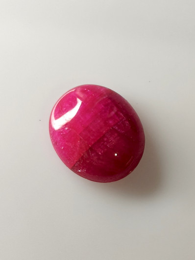 Natural sapphire 9,8ct color enhanced
