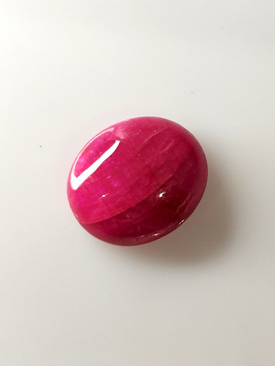 Natural sapphire 9,8ct color enhanced