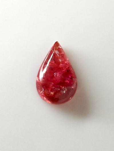 Luonnon safiiri 3,1ct väri käsitelty
