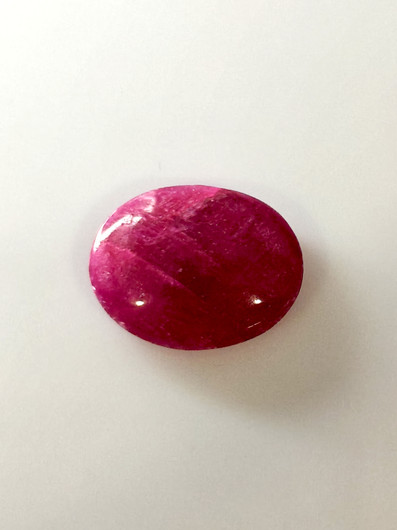 Luonnon safiiri 20,2ct väri käsitelty