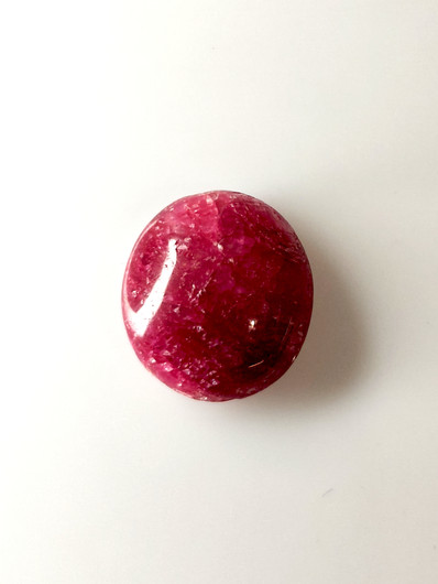 Luonnon safiiri 20,7ct väri käsitelty