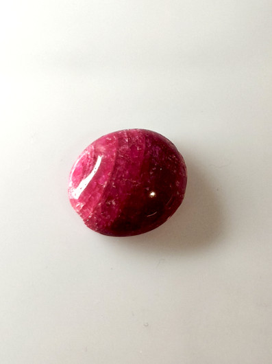 Luonnon safiiri 20,7ct väri käsitelty