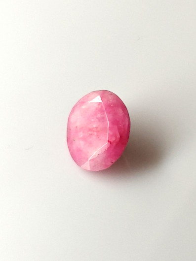 Luonnon safiiri 6,3ct väri käsitelty