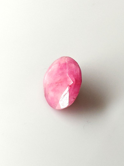 Luonnon safiiri 6,3ct väri käsitelty