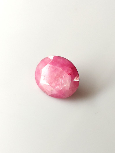 Luonnon safiiri 6,3ct väri käsitelty