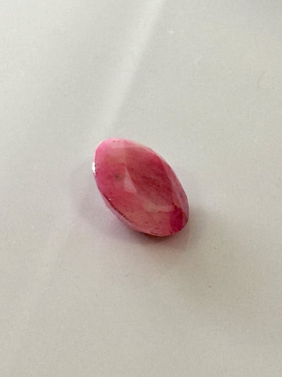 Luonnon safiiri 6,3ct väri käsitelty
