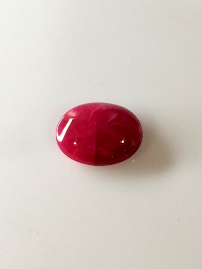 Luonnon safiiri 7,9ct väri käsitelty
