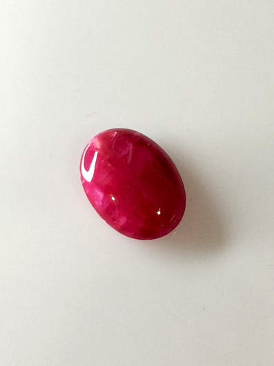 Luonnon safiiri 7,9ct väri käsitelty