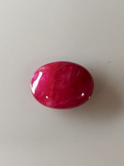 Luonnon safiiri 7,9ct väri käsitelty