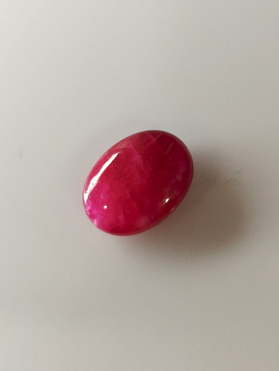 Luonnon safiiri 7,9ct väri käsitelty