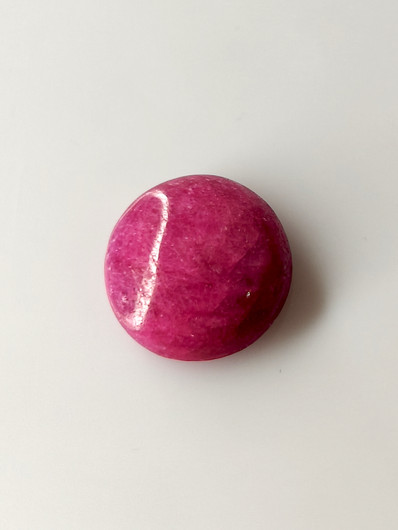 Luonnon safiiri 10,2ct väri käsitelty