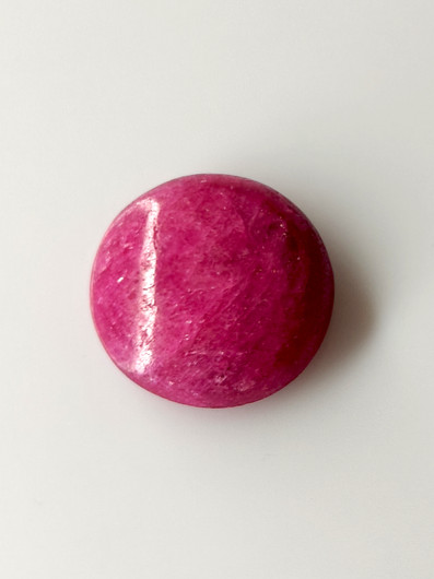 Luonnon safiiri 10,2ct väri käsitelty