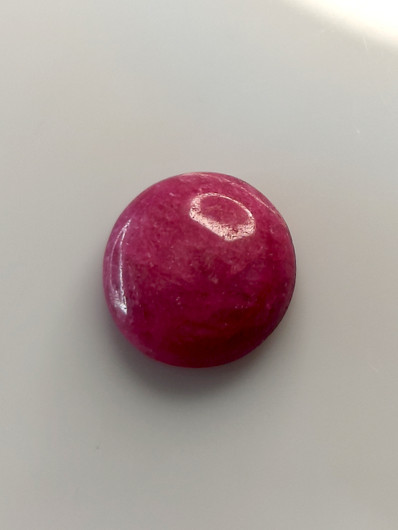 Luonnon safiiri 10,2ct väri käsitelty