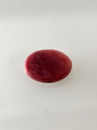 Luonnon safiiri 7,7ct väri käsitelty