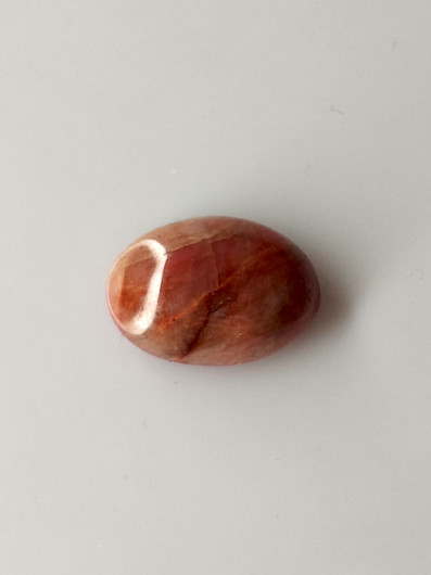 Luonnon safiiri 7,7ct väri käsitelty