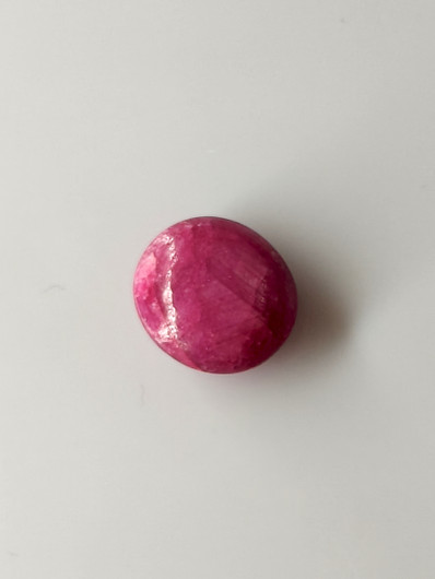 Luonnon safiiri 7,1ct väri käsitelty
