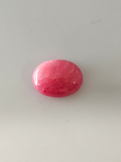 Luonnon safiiri 4,7ct väri käsitelty