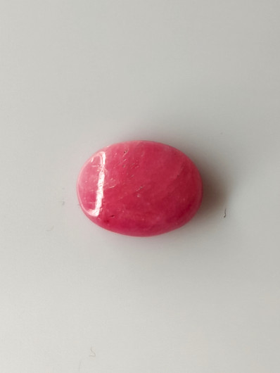 Luonnon safiiri 4,7ct väri käsitelty