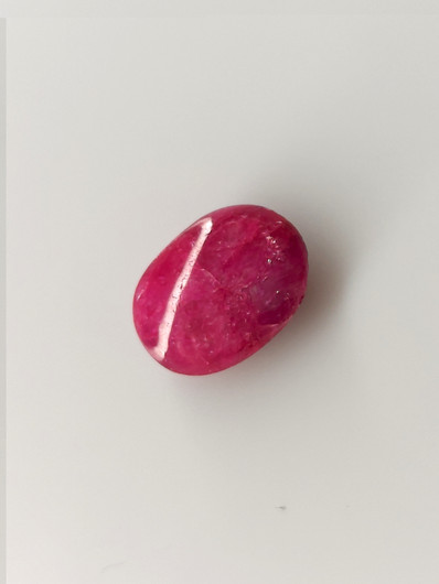 Luonnon safiiri 7,4ct väri käsitelty