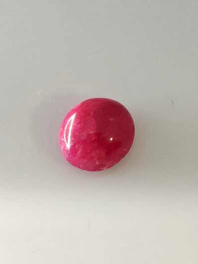 Luonnon safiiri 7,7ct väri käsitelty