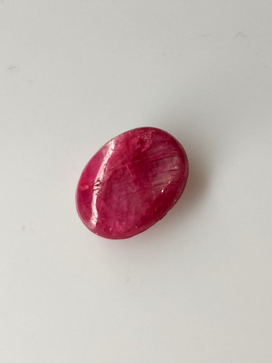 Luonnon safiiri 4,6ct väri käsitelty