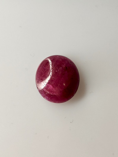 Luonnon safiiri 4,8ct väri käsitelty